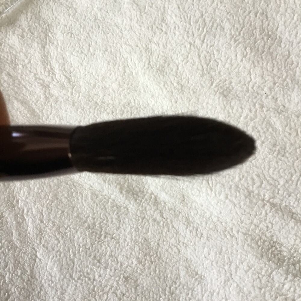 Shiseido Black Handle with Rose Metallic Ferrule Face Brush - Picture 13 of 16